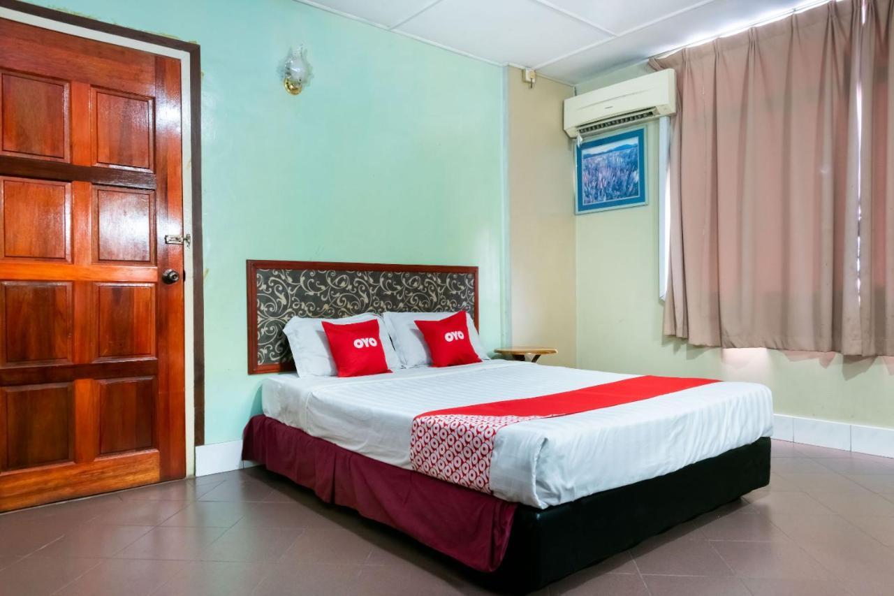 Oyo 89997 Kurnia Hotel Tawau Extérieur photo